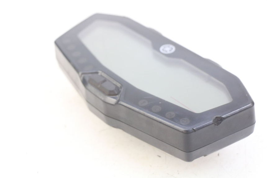 photo de SPEEDOMETER YAMAHA MT-07 MT07 700 (2018 - 2020) - Technical close-up
