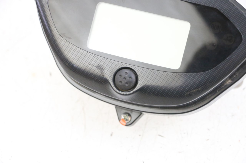 photo de SPEEDOMETER YAMAHA NEO'S CORE 1 (2022 - 2026) - Detailed visual inspection