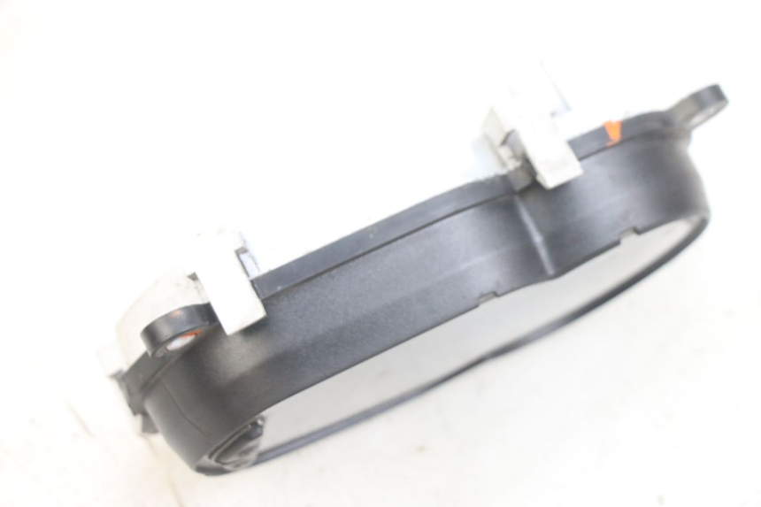 photo de SPEEDOMETER PIAGGIO NEW TYPHOON 50 (2018 - 2021) - Fixing points details