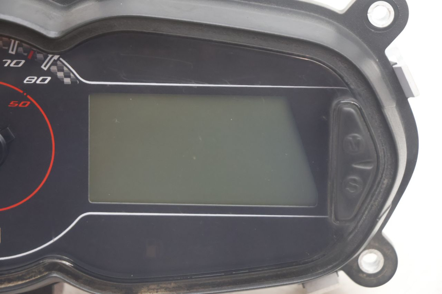 photo de SPEEDOMETER PIAGGIO NEW TYPHOON 50 (2018 - 2021) - Zoom on usage condition