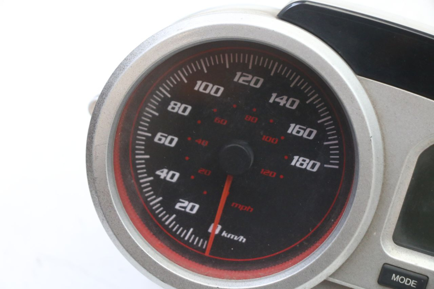 photo de SPEEDOMETER GILERA NEXUS 125 (2009 - 2013) - Component detail
