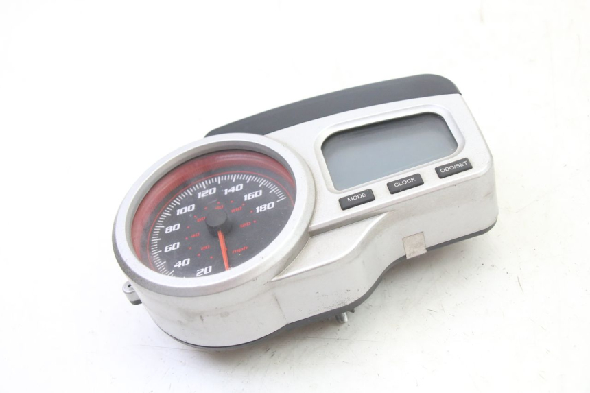 photo de SPEEDOMETER GILERA NEXUS 125 (2009 - 2013) - Technical close-up