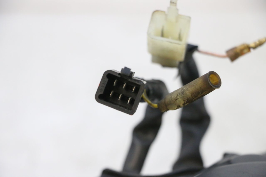 photo de SPEEDOMETER HONDA NSR R 125 (1994 - 2003) - Fixing points details