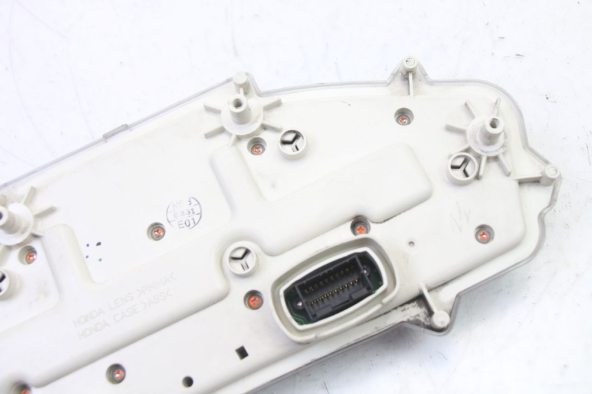 photo de SPEEDOMETER HONDA NTV DEAUVILLE ABS 700 (2007 - 2016) - Component zoom