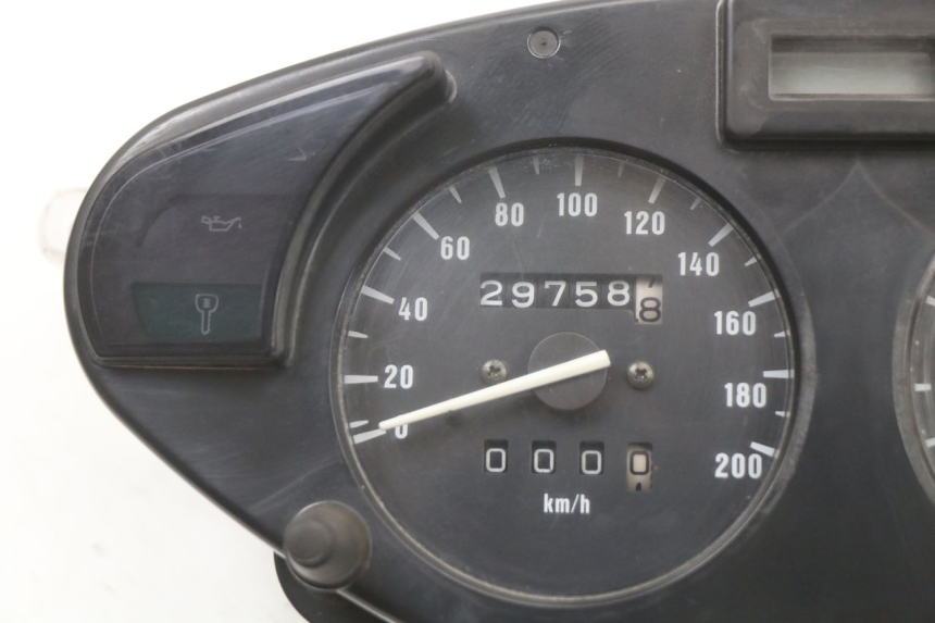 photo de SPEEDOMETER HONDA NTV DEAUVILLE 650 (1998 - 2001) - Zoom on usage condition