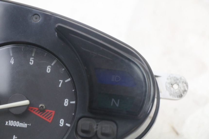 photo de SPEEDOMETER HONDA NTV DEAUVILLE 650 (1998 - 2001) - Technical close-up