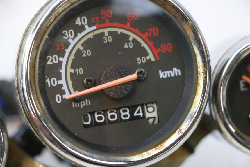 photo de SPEEDOMETER JM MOTORS OLDIES 4T 50 (2010 - 2020) - Fixing points details