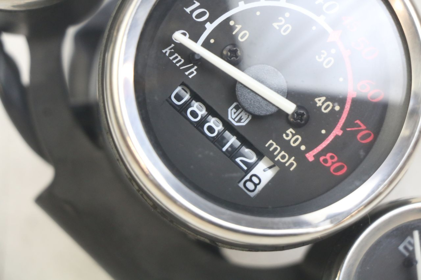 photo de SPEEDOMETER JM MOTORS OLDIES RS 4T 50 (2021 - 2024) - Surface and material condition