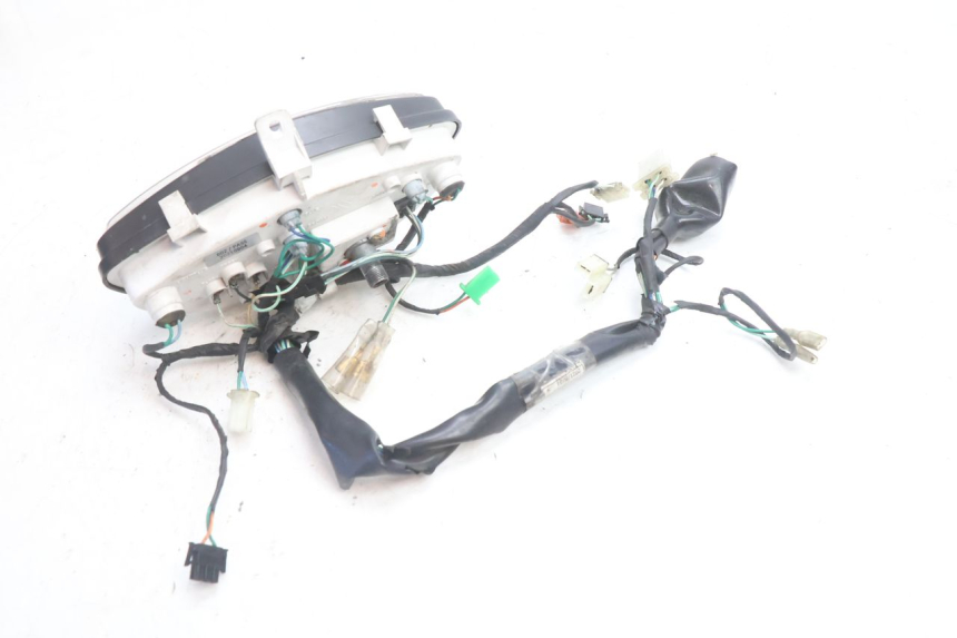photo de SPEEDOMETER SYM ORBIT III 3 4T 50 (2021 - 2025) - Surface and material condition