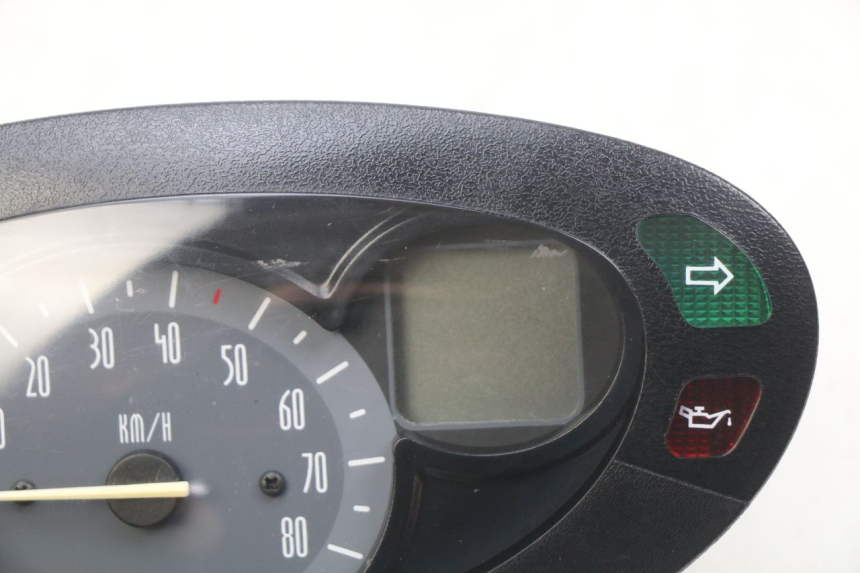 photo de SPEEDOMETER MBK OVETTO 50 (1998 - 2007) - Alternative perspective