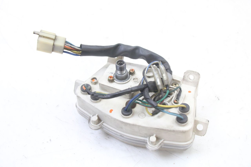 photo de SPEEDOMETER PEUGEOT KISBEE 2T 50 (2010 - 2017) - Surface and material condition