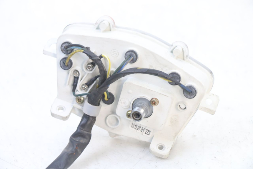 photo de SPEEDOMETER PEUGEOT KISBEE 4T 50 (2018 - 2022) - Surface and material condition