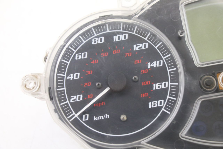 photo de SPEEDOMETER PIAGGIO MP3 LT 400 (2007 - 2012) - Component detail