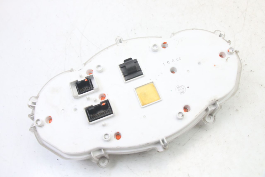 photo de SPEEDOMETER PIAGGIO MP3 LT 400 (2007 - 2012) - Surface and material condition