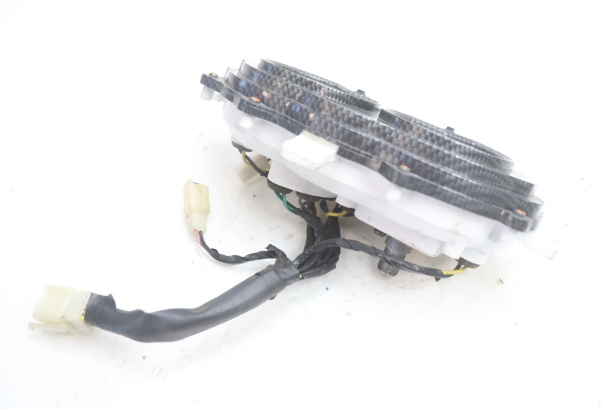 photo de SPEEDOMETER RIDE RACE GT 2T 50 (2012 - 2017) - Fixing points details