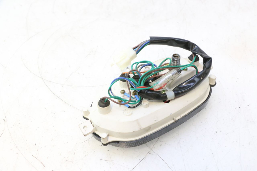 photo de SPEEDOMETER ORCAL RAPTOR 50 (2015 - 2021) - Surface and material condition
