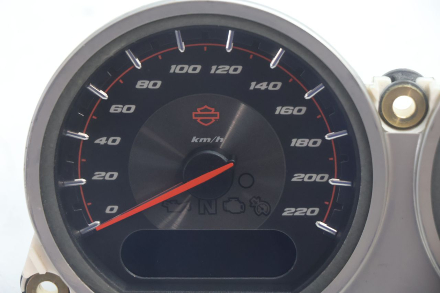 photo de SPEEDOMETER HARLEY DAVIDSON ROAD GLIDE FLTRXSE 1920 (2018 - 2022) - Component detail