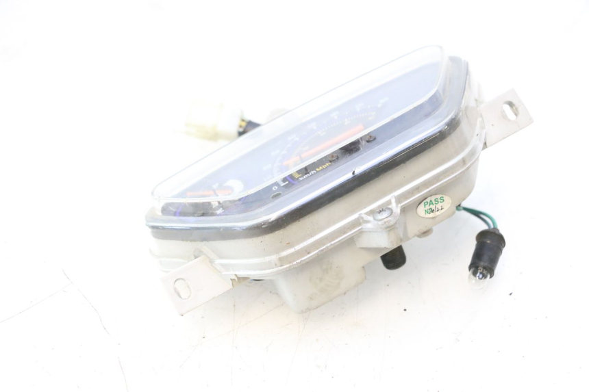 photo de SPEEDOMETER TNT MOTOR ROMA 10' 2T 50 (2011 - 2018) - Fixing points details