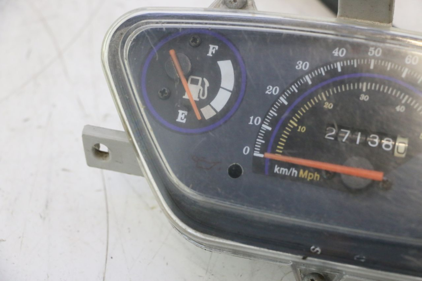 photo de SPEEDOMETER TNT MOTOR ROMA 10' 2T 50 (2011 - 2018) - Surface and material condition
