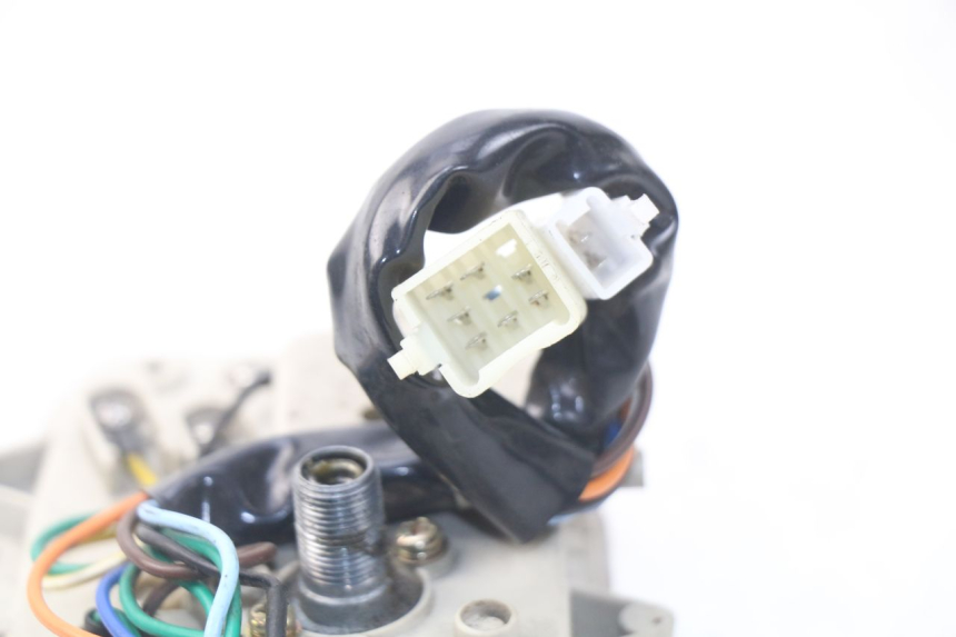 photo de SPEEDOMETER TNT MOTOR ROMA 10' 4T 50 (2019 - 2022) - Alternative perspective