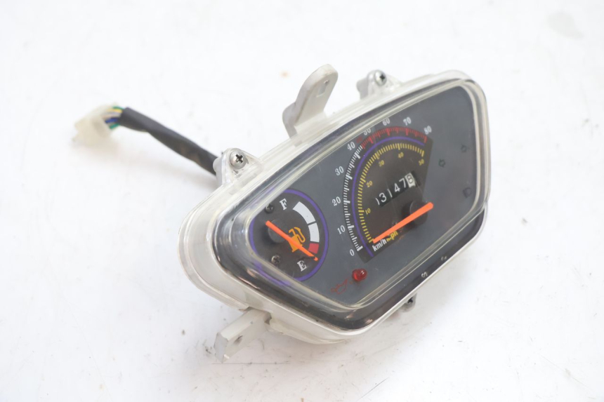 photo de SPEEDOMETER TNT MOTOR ROMA 12' 2T 50 (2007 - 2018) - Alternative perspective