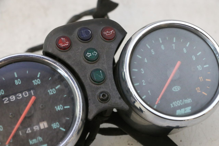 photo de SPEEDOMETER MZ RT 125 (2000 - 2008) - Component detail