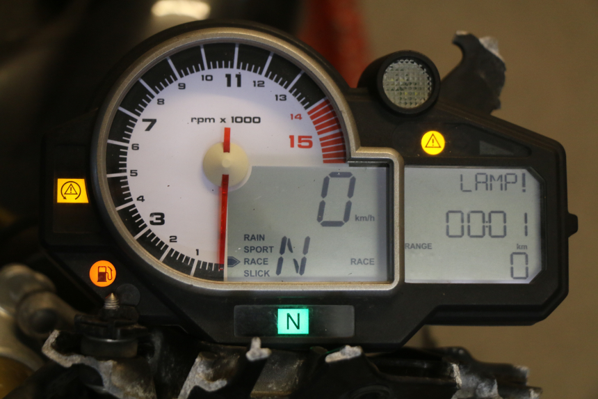 photo de SPEEDOMETER BMW S RR ABS S1000RR 1000 (2009 - 2011) - Component zoom