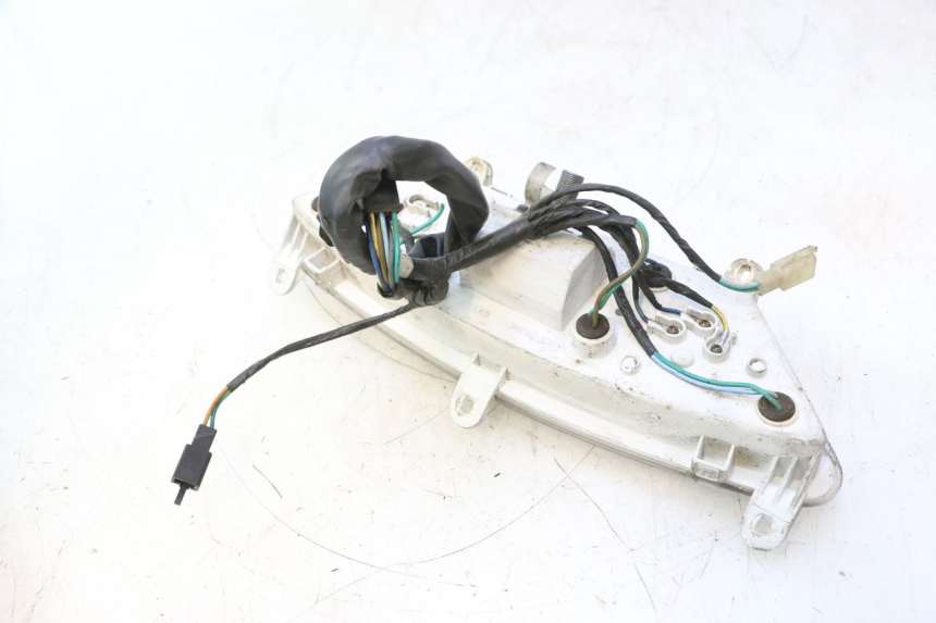 photo de SPEEDOMETER DAELIM S2 125 (2006 - 2007) - Alternative perspective