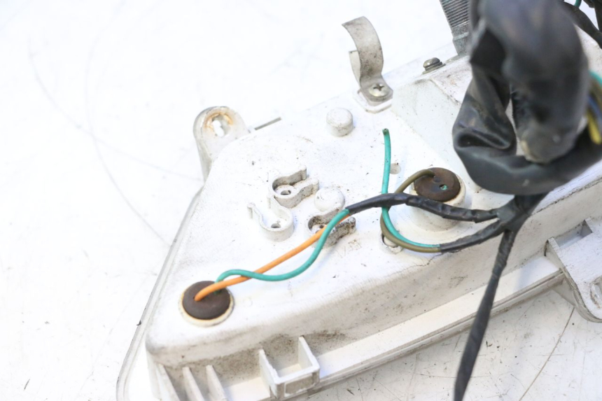 photo de SPEEDOMETER DAELIM S2 125 (2006 - 2007) - Technical close-up