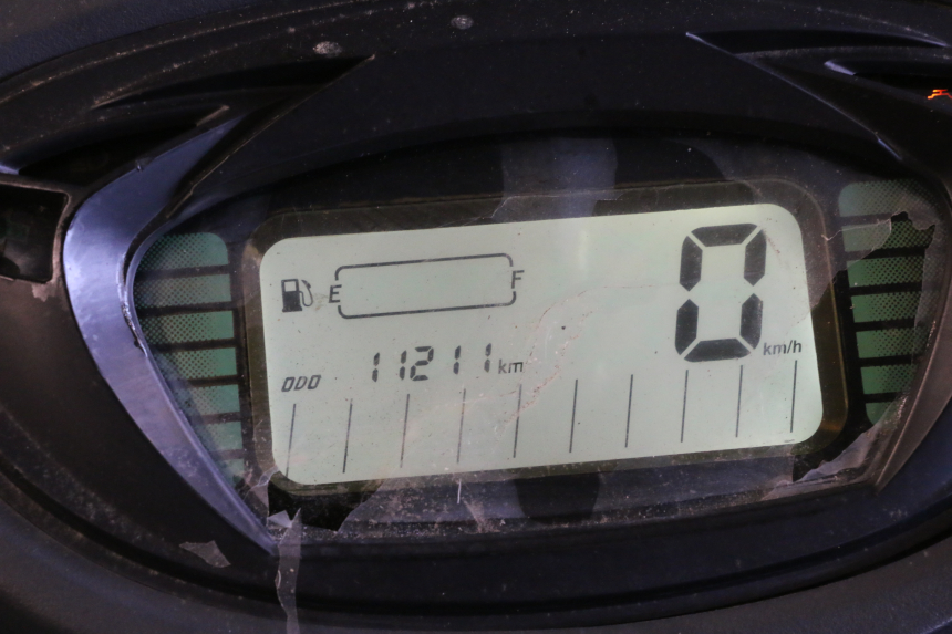 photo de SPEEDOMETER JM MOTORS SANTANA EVO 50 (2024 - 2026) - Zoom on usage condition