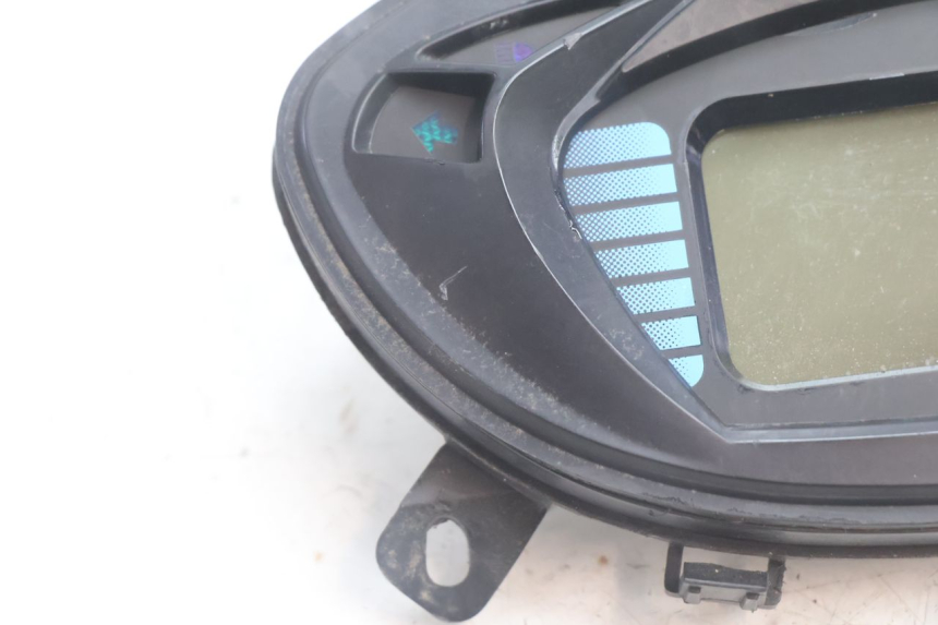 photo de SPEEDOMETER JM MOTORS SANTANA EVO 50 (2024 - 2026) - Alternative perspective