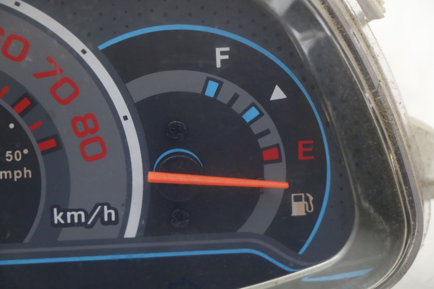 photo de SPEEDOMETER JM MOTORS SANTANA 50 (2014 - 2023) - Zoom on usage condition