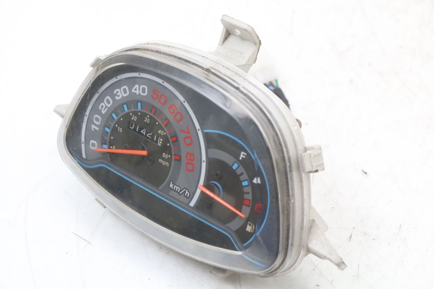 photo de SPEEDOMETER JM MOTORS SANTANA 50 (2014 - 2023) - Alternative perspective