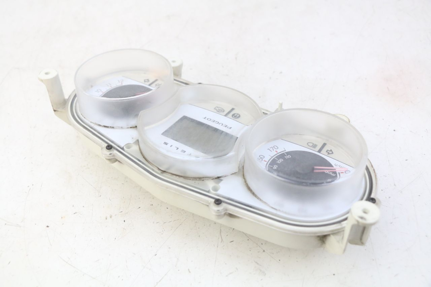 photo de SPEEDOMETER PEUGEOT SATELIS COMPRESSOR K15 125 (2006 - 2009) - Component detail