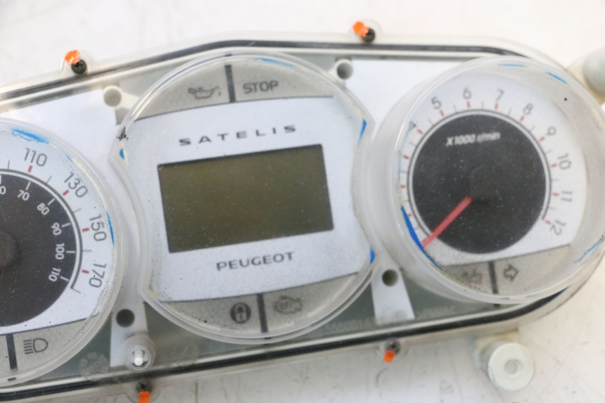 photo de SPEEDOMETER PEUGEOT SATELIS COMPRESSOR K15 125 (2006 - 2009) - Used quality zoom