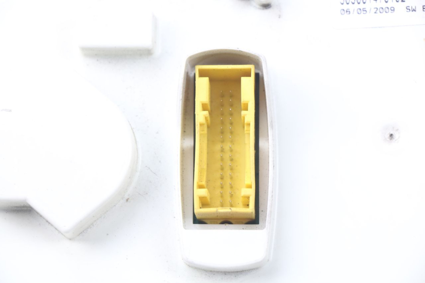 photo de SPEEDOMETER PEUGEOT SATELIS 125 (2006 - 2009) - Distinctive features