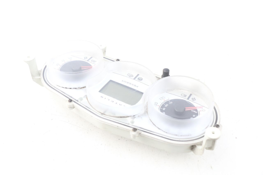 photo de SPEEDOMETER PEUGEOT SATELIS 125 (2006 - 2009) - Fixing points details