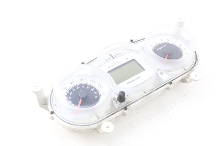 photo de SPEEDOMETER PEUGEOT SATELIS 125 (2006 - 2009) - Surface and material condition