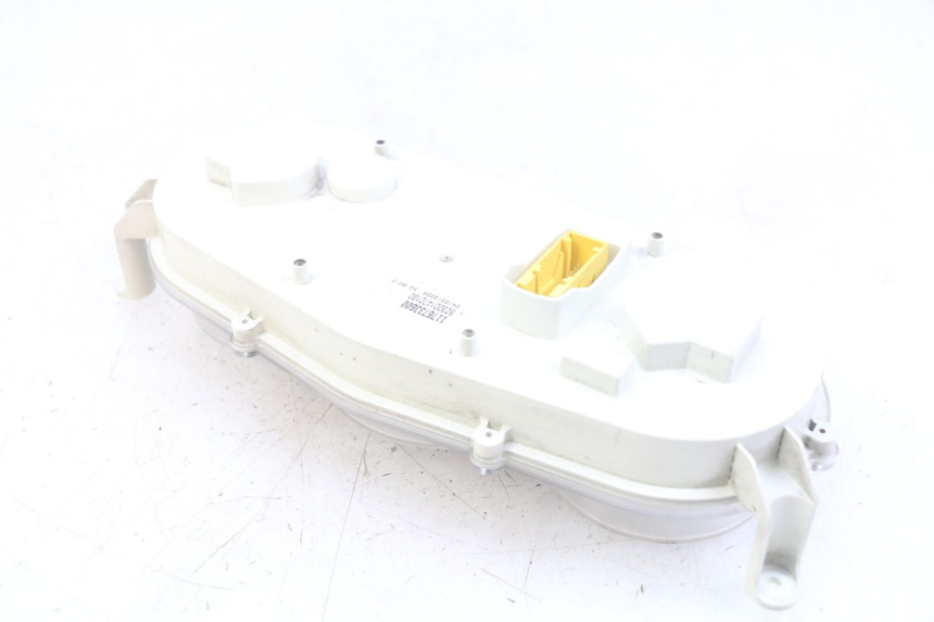 photo de SPEEDOMETER PEUGEOT SATELIS 125 (2006 - 2009) - Surface and material condition