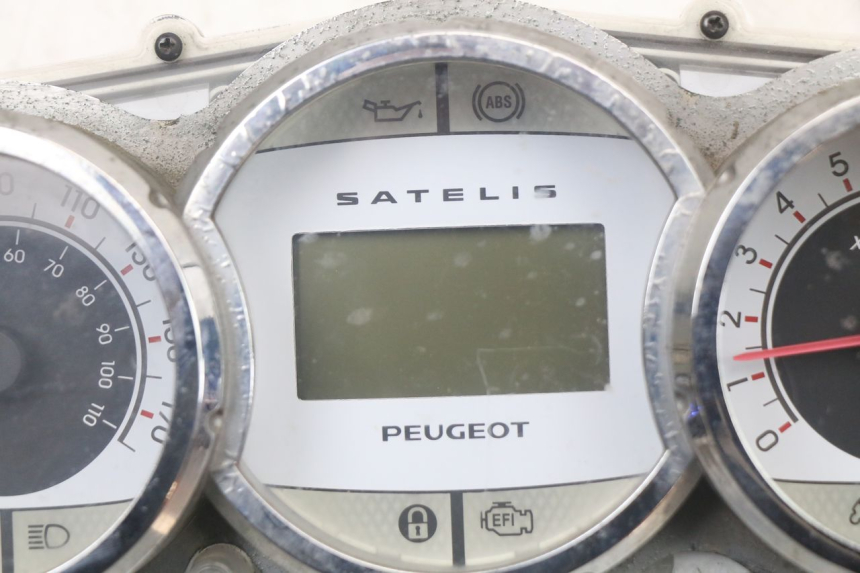 photo de SPEEDOMETER PEUGEOT SATELIS 125 (2006 - 2009) - Zoom on usage condition