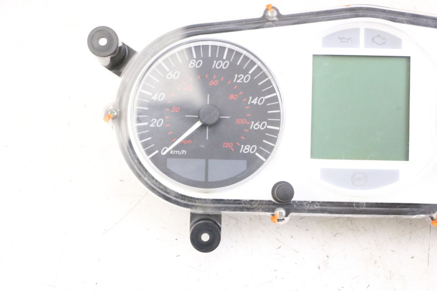 photo de SPEEDOMETER PEUGEOT SATELIS 125 (2013 - 2018) - Additional view of the item
