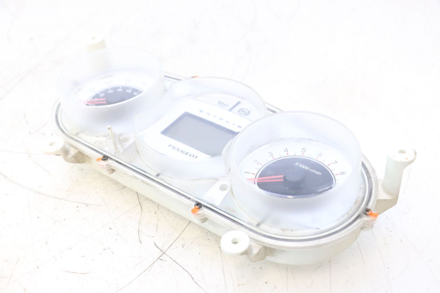 photo de SPEEDOMETER PEUGEOT SATELIS 125 (2006 - 2009) - Alternative perspective