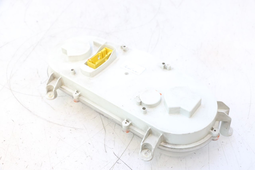 photo de SPEEDOMETER PEUGEOT SATELIS 125 (2006 - 2009) - Surface and material condition