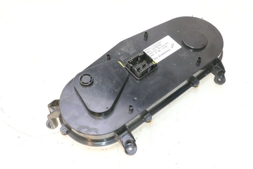 photo de SPEEDOMETER PEUGEOT SATELIS 125 (2013 - 2018) - Detailed visual inspection
