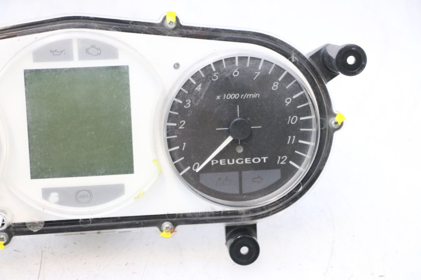 photo de SPEEDOMETER PEUGEOT SATELIS 125 (2013 - 2018) - Spare part profile view