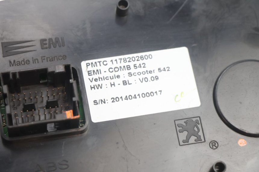 photo de SPEEDOMETER PEUGEOT SATELIS 125 (2013 - 2018) - Additional view of the item