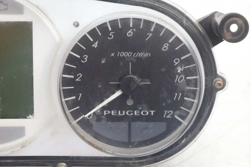 photo de SPEEDOMETER PEUGEOT SATELIS 125 (2013 - 2018) - Product overview