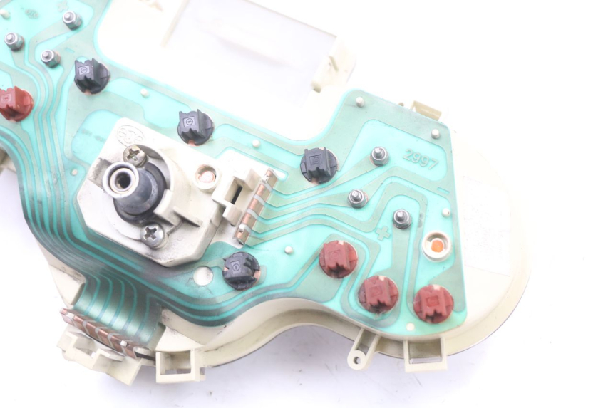 photo de SPEEDOMETER APRILIA SCARABEO GT 125 (1999 - 2007) - Additional view of the item