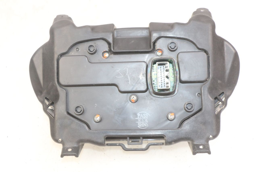 photo de SPEEDOMETER APRILIA SCARABEO LIGHT 125 (2007 - 2011) - Surface and material condition