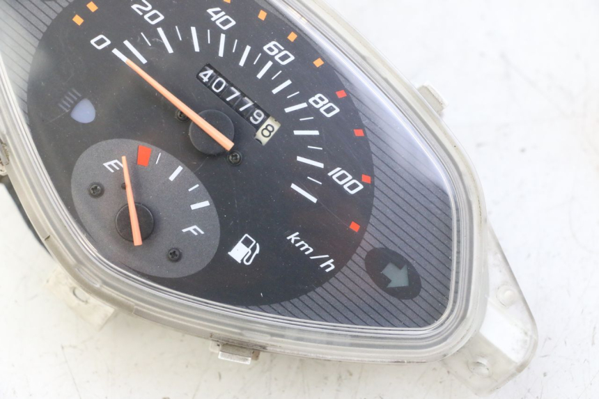 photo de SPEEDOMETER HONDA SCV LEAD 100 (2003 - 2007) - Markings and original references